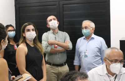 Filha de Firmino Filho critica prefeitura por cortar verbas para Hospital